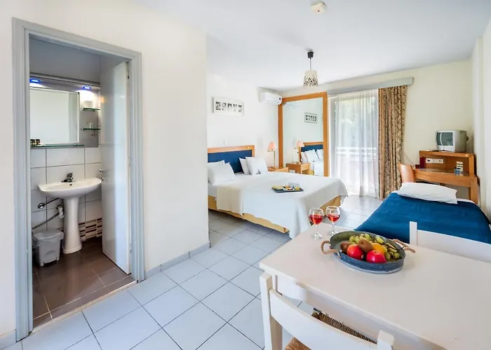 Jonathan 3* Tigkaki (Kos)