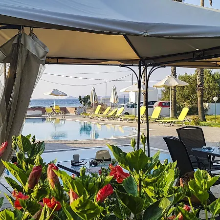 Jonathan Apartahotel