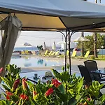 Jonathan Apartmanhotel