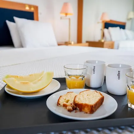 Jonathan Aparthotel